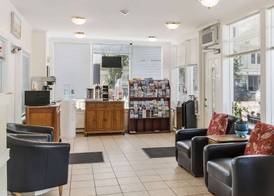 Americas Best Value Inn Hyannis 4