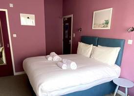 WiseStay 4