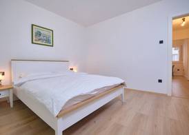 Bacci Central 2-Bedroom Apartment by Litto 4