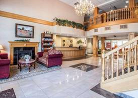 Comfort Suites Clackamas 3