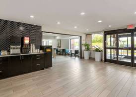 La Quinta by Wyndham Des Moines West Clive 4
