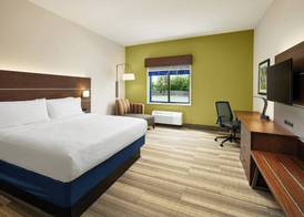 Holiday Inn Express & Suites PANAMA CITY-TYNDALL by IHG 2