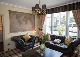 Holly Lodge Guest House with FREE off site health club 3
