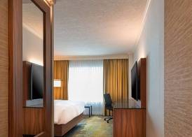 Hyatt Regency Calgary 4