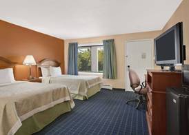 Days Inn by Wyndham Middletown 4