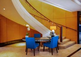 Hotel Ciputra Semarang 4