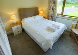 The Glenbeigh Hotel 5