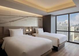 Courtyard by Marriott Osaka Honmachi 5