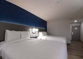 Comfort Inn near Downtown & Blue Ridge PKWY 5