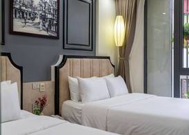 Bella Premier Hotel & Rooftop Skybar 4