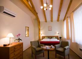 Castle Residence Praha 4