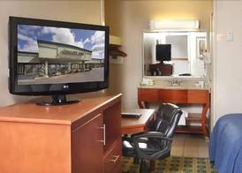 Quality Inn University Lansing 4
