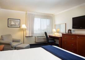 The Marina Inn on San Francisco Bay 2
