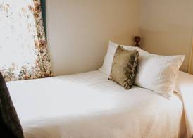 Maison Mouton Bed & Breakfast 4