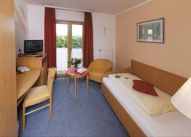 Panorama-Hotel am See 3