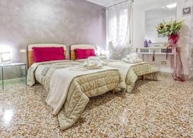 Venice Dream House Tosca 2