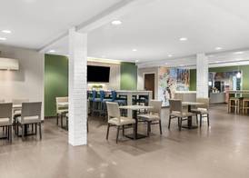 Quality Inn & Suites Nashville - Bellevue 3