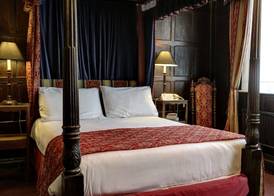 Uno Hotel Rose and Crown Tonbridge 4
