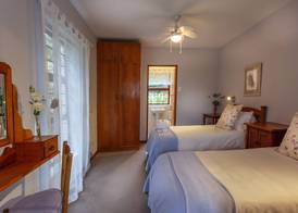 Jenny's Guest House 4