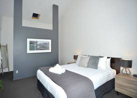 Southwark Hotel & Apartments 5