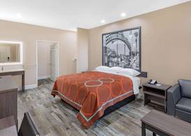 Super 8 by Wyndham Houston NW Beltway 8-West Rd 3
