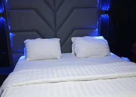 Paris Suites 4