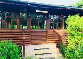 The Log Cab-Inn 3