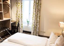 Brauereigaststatte Spitalgarten 5