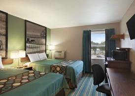 Super 8 by Wyndham Tuscola 5
