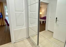Vienna International Living 4