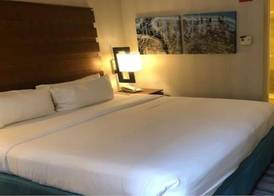 Fairfield Inn & Suites by Marriott New York Manhattan/Fifth Avenue 5