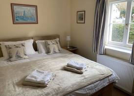 The Pilot Boat Inn, Isle of Wight 4