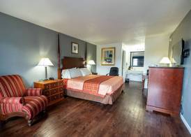 American Inn & Suites Russellville 5
