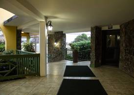 Crown Point Beach Hotel 3