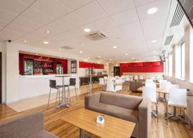 Travelodge Woking Central 3