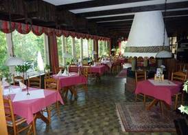 Akzent Hotel Zur Wasserburg - Hotel Garni bed & breakfast 3