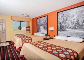 Super 8 by Wyndham Crawfordsville 5