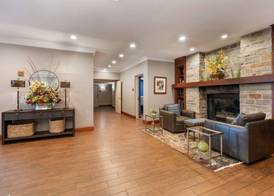Best Western Plus White Bear Country Inn 3