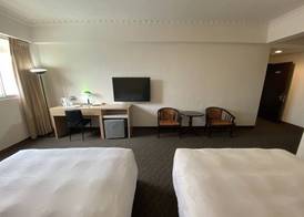 Dreamer Hotel 5