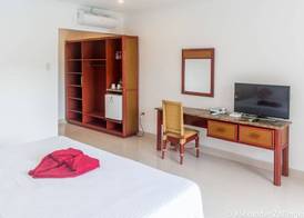 Alona Vida Beach Hill Resort 4