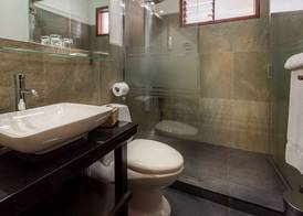 Illa Hotel 5