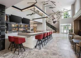 Courtyard By Marriott Athens Downtown 2