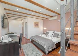 Palace Suites Heritage Hotel - Adults Only 5