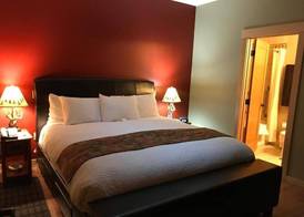 Twisp River Suites 4