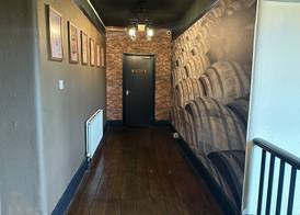 Stonehenge Inn 4