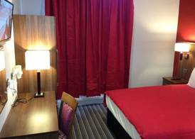 Ely House Hotel 3