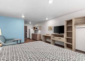 WoodSpring Suites Gilbert - Mesa Gateway Airport 5
