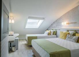 Side Square Hotel Adults Only 4