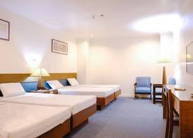 De Luxe Hotel 5