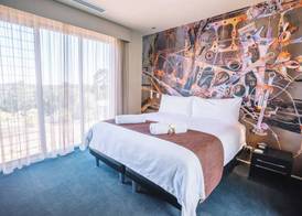 The Frames - Couples Retreat with Private Heated Pool, Spa & Sauna 2